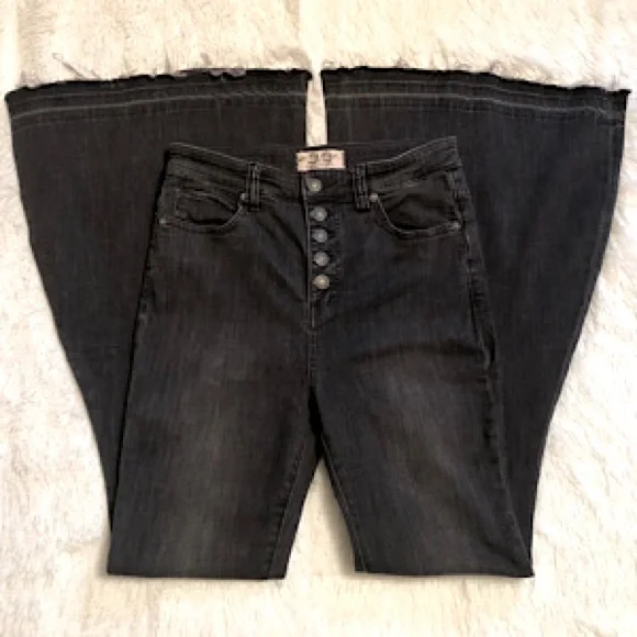 “NEW” Free People Irreplaceable Super Flare Jean - Picture 2 of 5